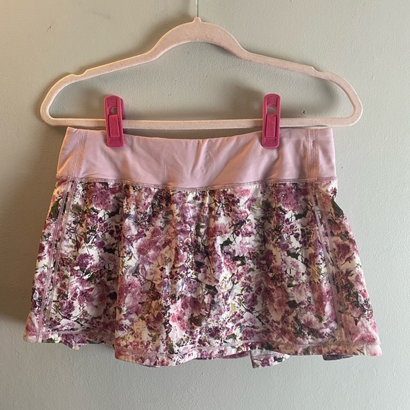 Lululemon Play off the Pleats Skirt Blossom Spritz Multi 6 - Picture 2 of 7